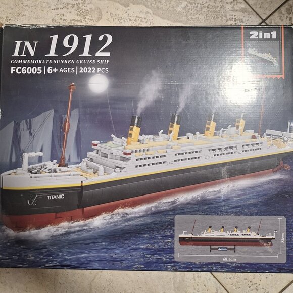 Titanic Building Blocks Set, Toy Ship Model Kit, Building Bricks Sets for Adult - Picture 4 of 5